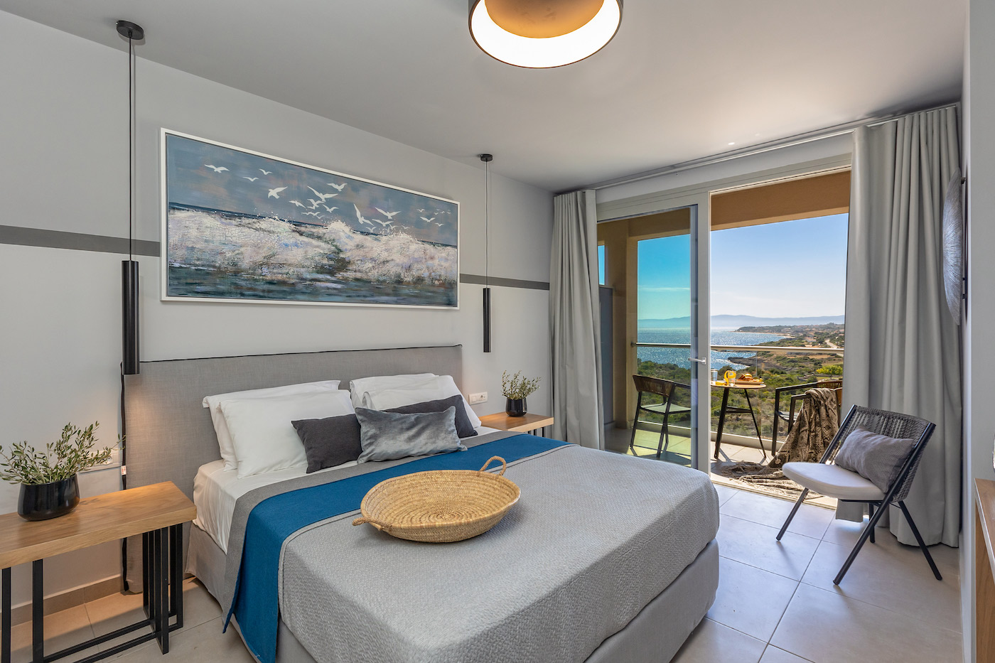 Deluxe Double Room Sea View 01