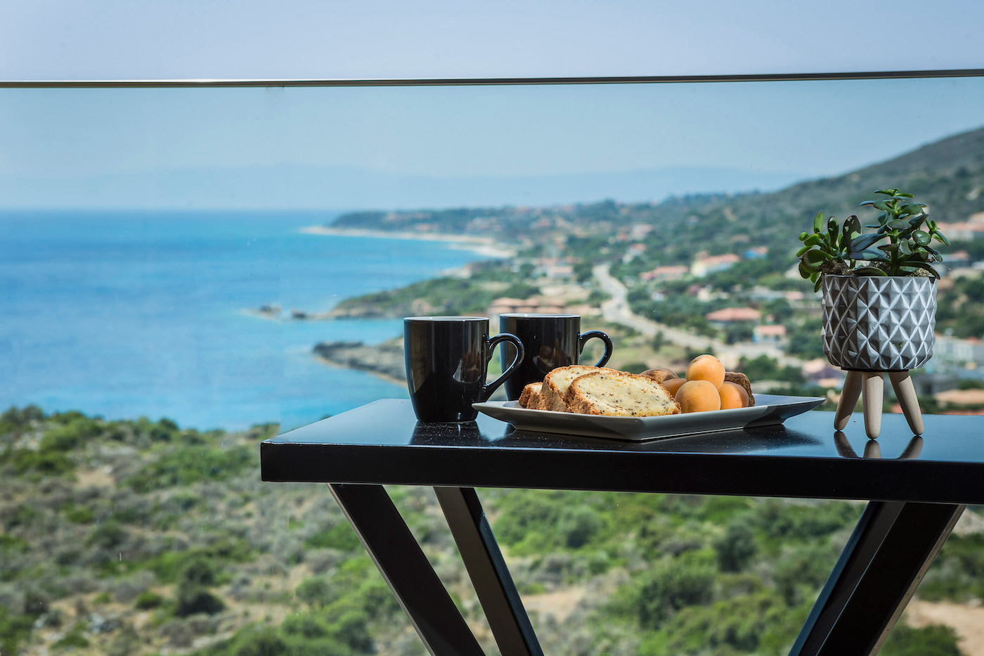 Deluxe Double Room Sea View 09