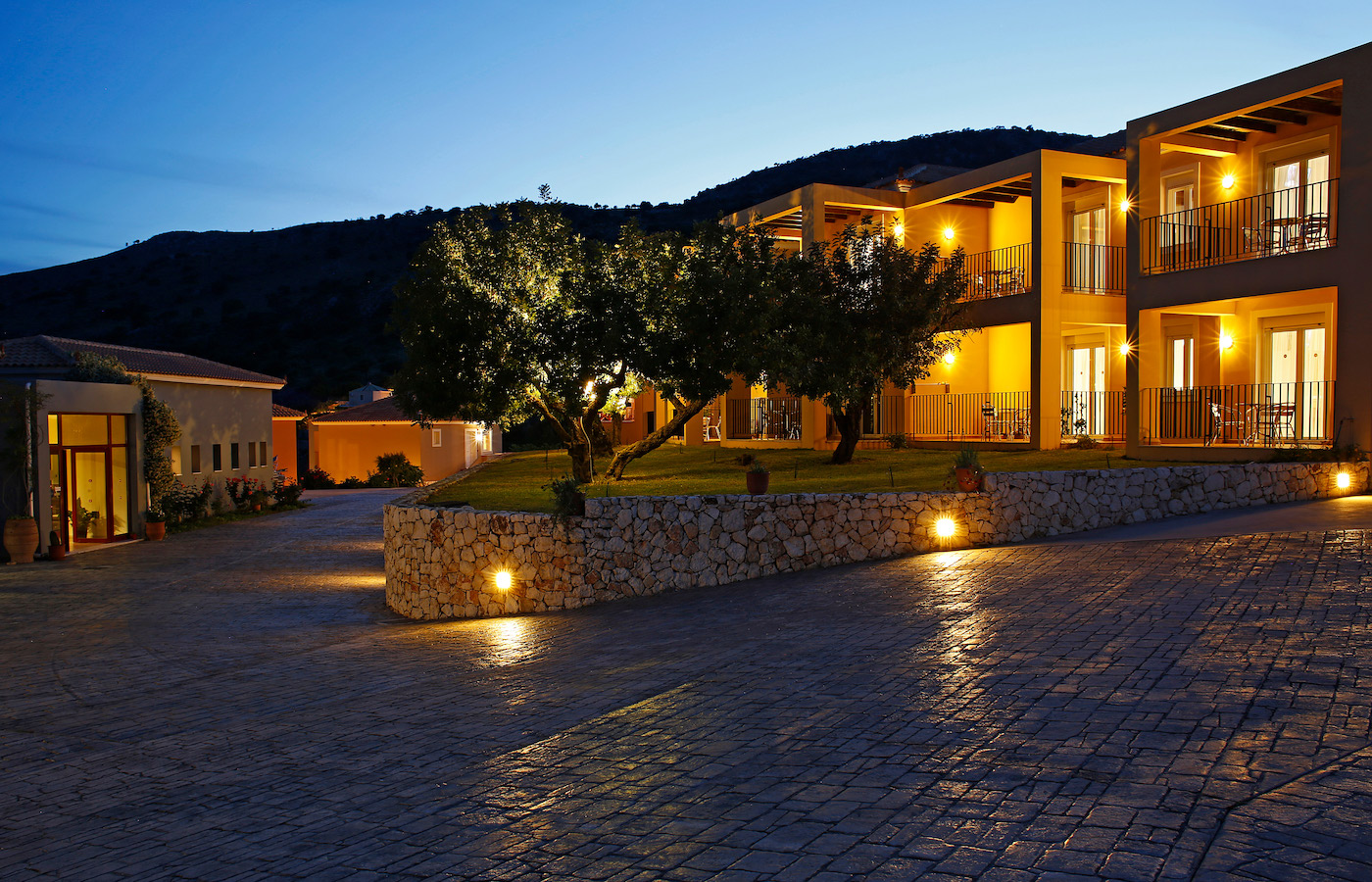 Kefalonia Asteris Hotel Amenities & Services