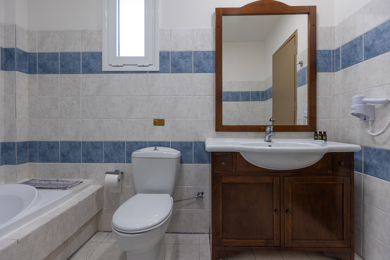 Studio with kitchenette sea view 03