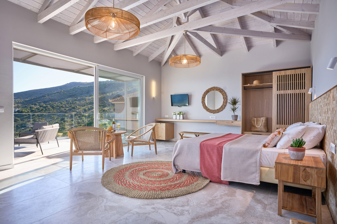 Superior studio with kitchenette sea view 02